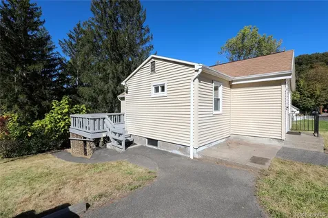 103 Gross Street Kingston NY 12401