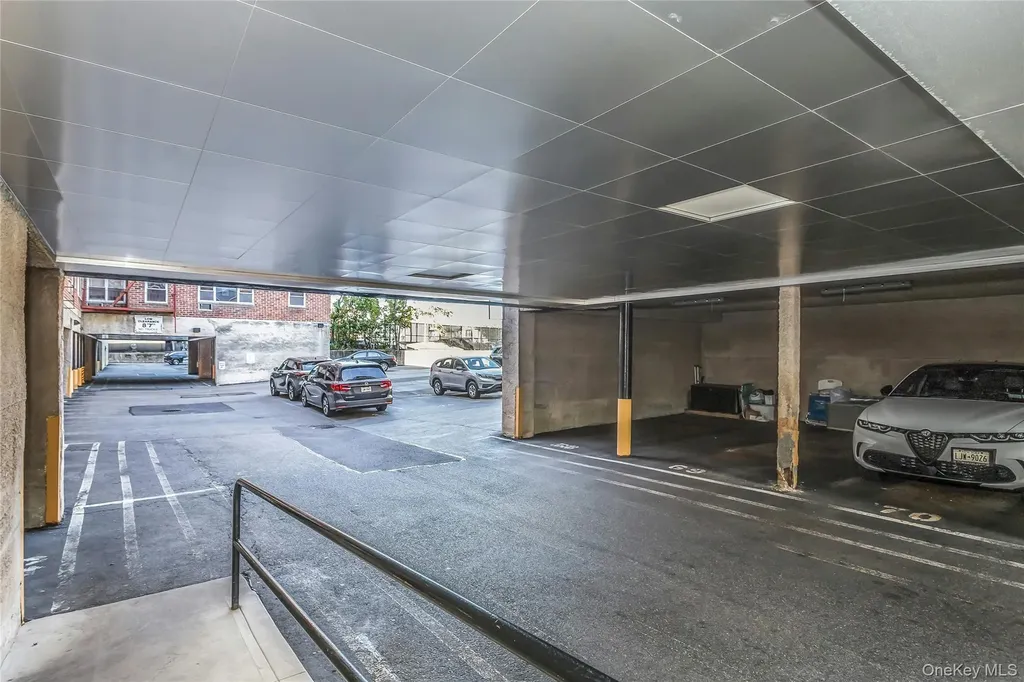 100 Lincoln Avenue Mineola NY 11501