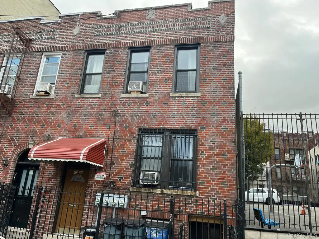 4036 100th Street Corona NY 11368