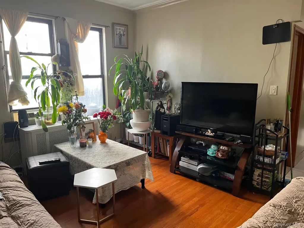 4036 100th Street Corona NY 11368