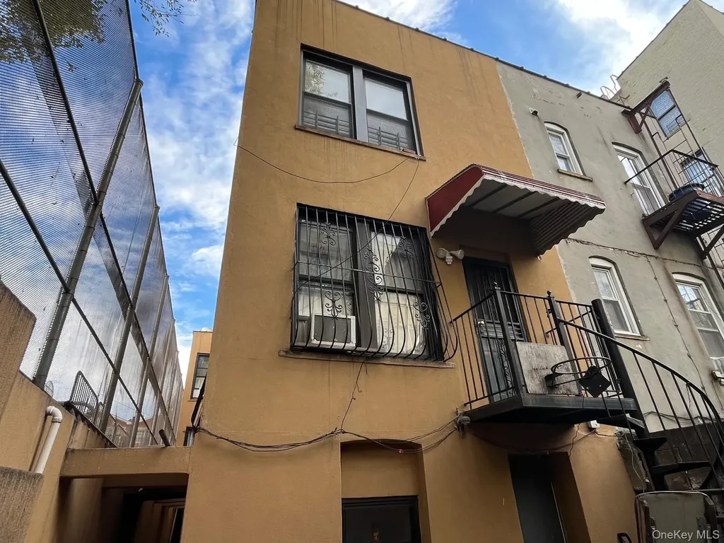 4036 100th Street Corona NY 11368