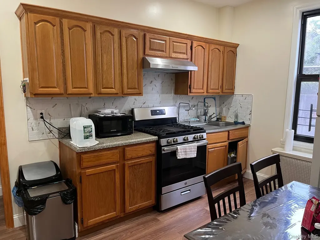 4036 100th Street Corona NY 11368