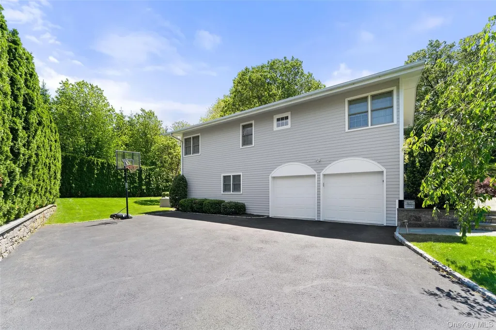 3 Warnke Lane Scarsdale NY 10583