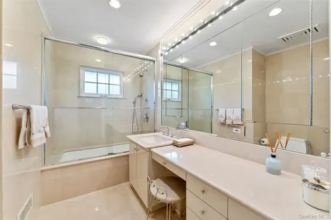 3 Warnke Lane Scarsdale NY 10583