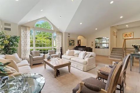 3 Warnke Lane Scarsdale NY 10583
