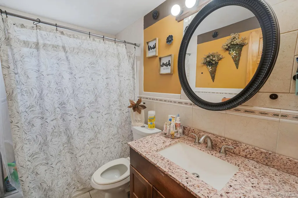 197 E 2nd Street Deer Park NY 11729