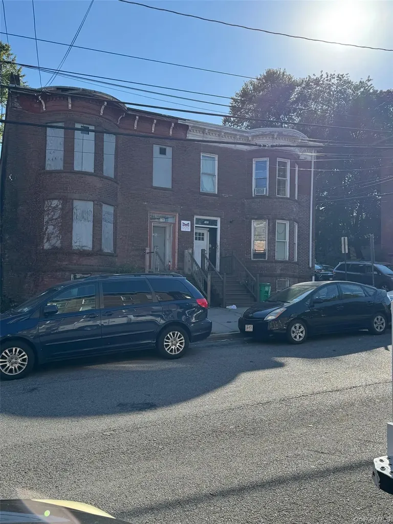 119 Renwick Newburgh NY 12550
