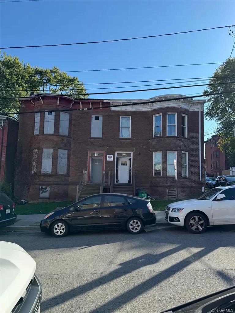 119 Renwick Newburgh NY 12550