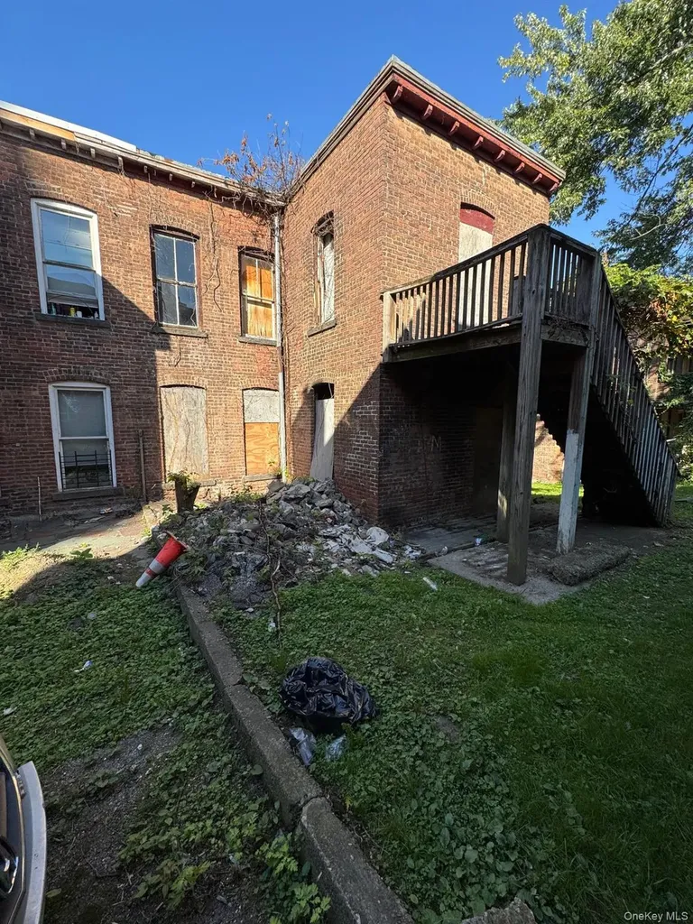 119 Renwick Newburgh NY 12550