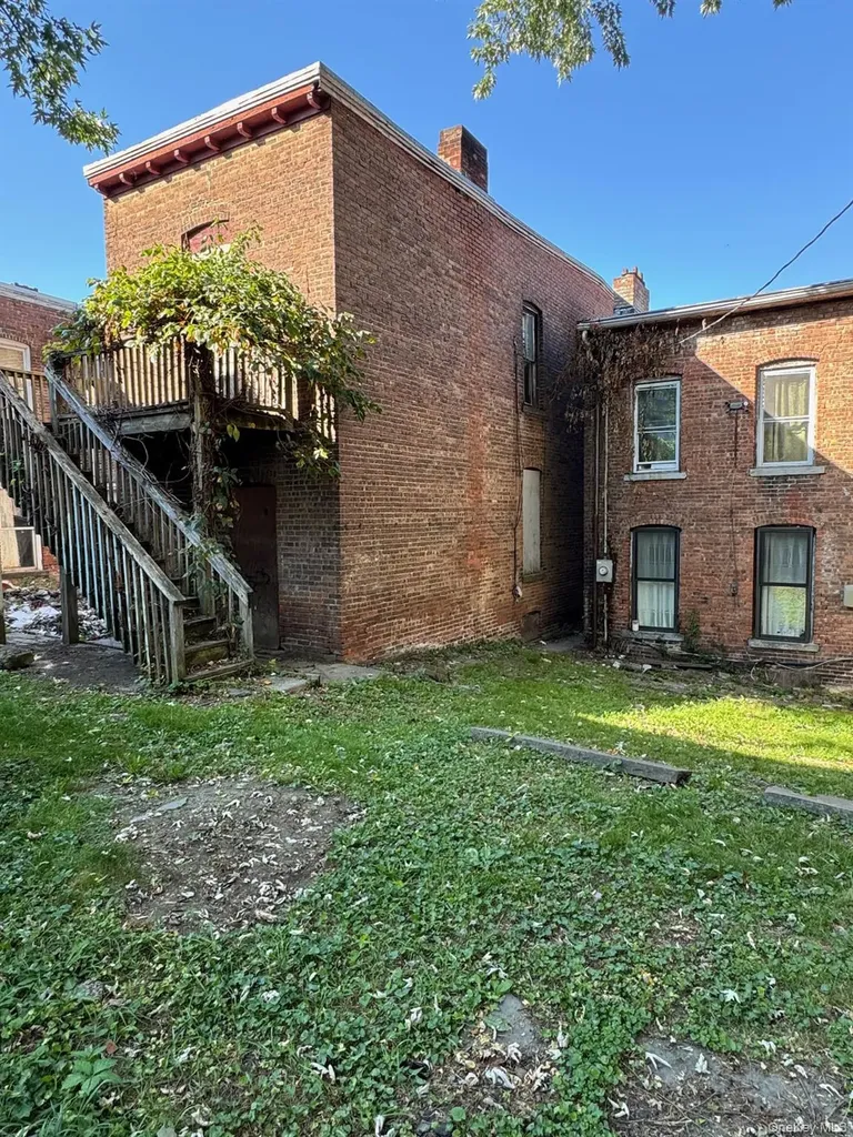 119 Renwick Newburgh NY 12550
