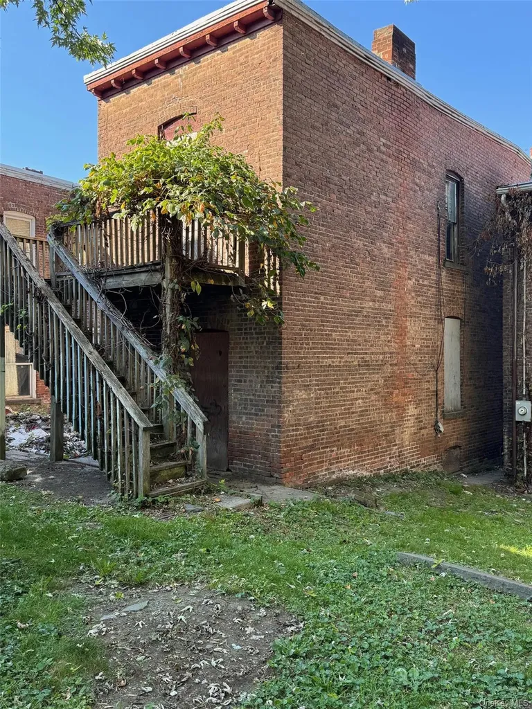 119 Renwick Newburgh NY 12550