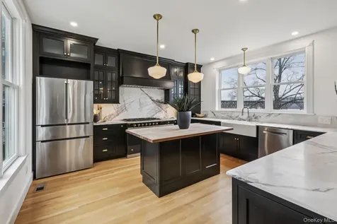 512 Grand Avenue Balmville NY 12550