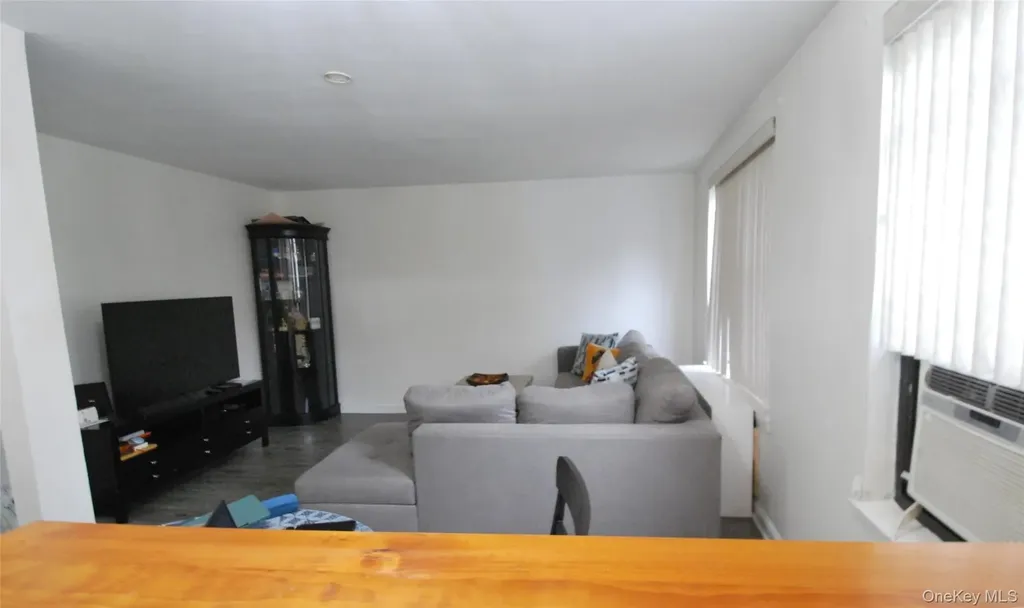 106 Richbell Road Mamaroneck NY 10543
