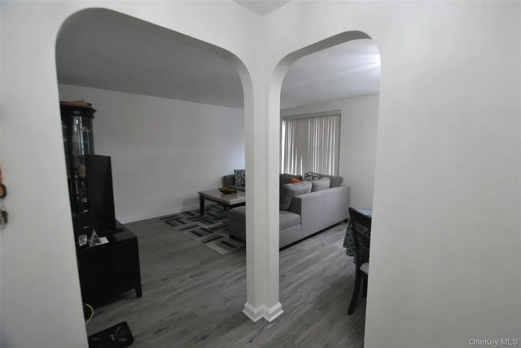 106 Richbell Road Mamaroneck NY 10543
