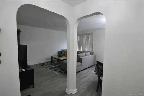 106 Richbell Road Mamaroneck NY 10543
