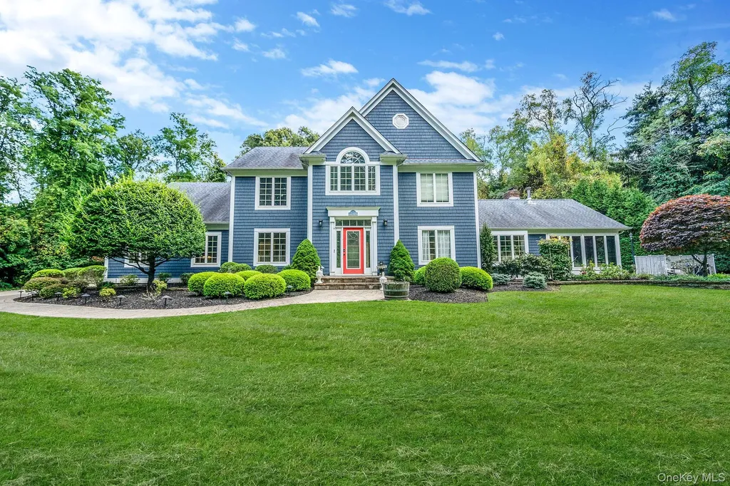 27 Tower Hill Road Shoreham NY 11786