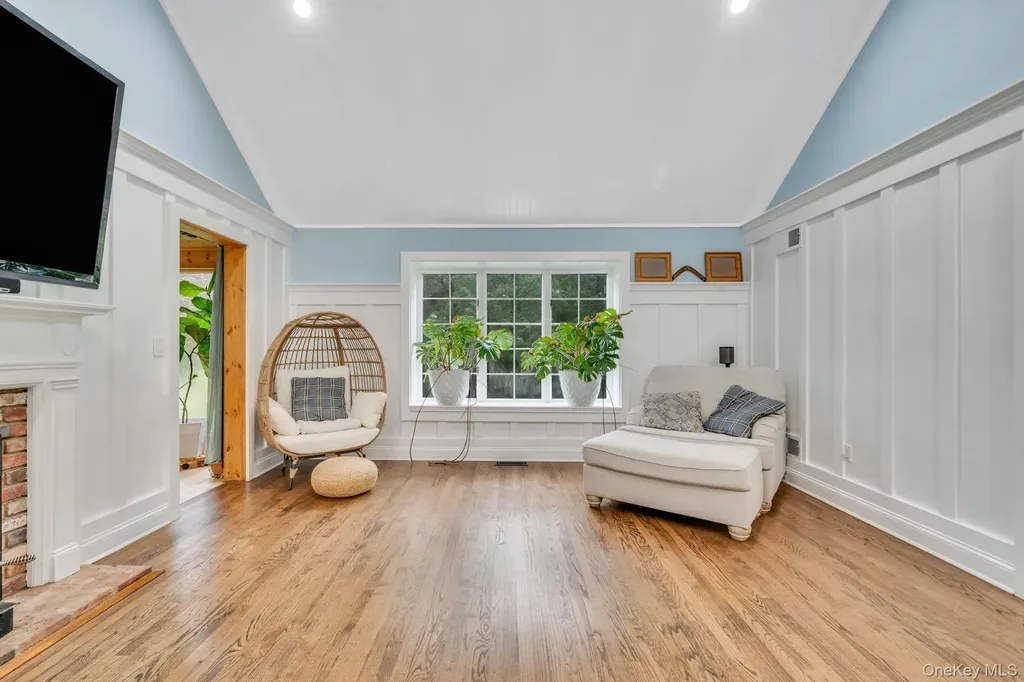 27 Tower Hill Road Shoreham NY 11786