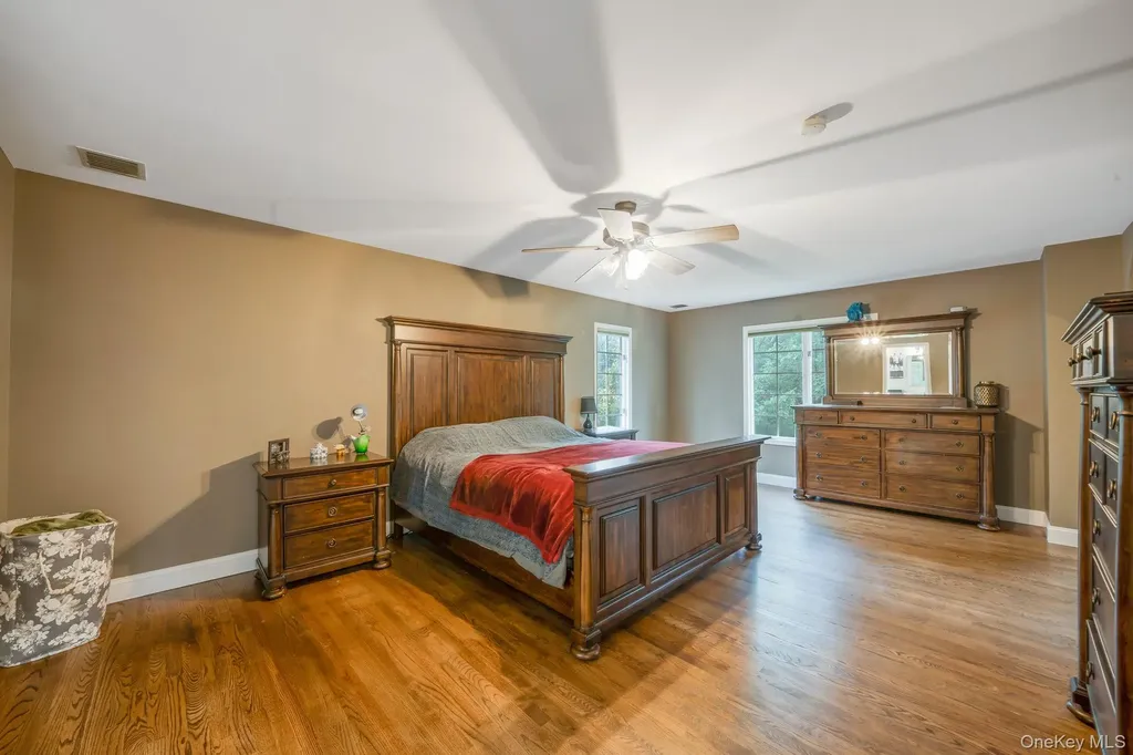 27 Tower Hill Road Shoreham NY 11786