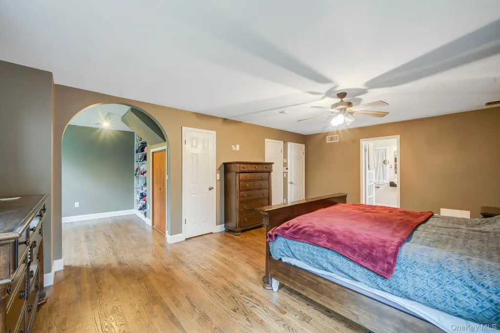 27 Tower Hill Road Shoreham NY 11786