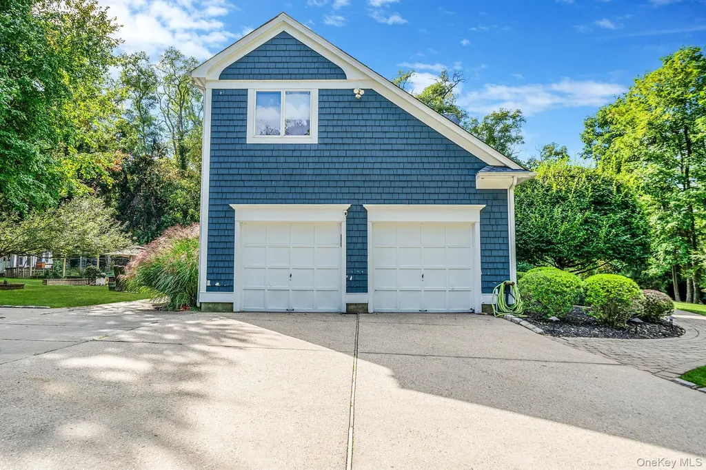 27 Tower Hill Road Shoreham NY 11786