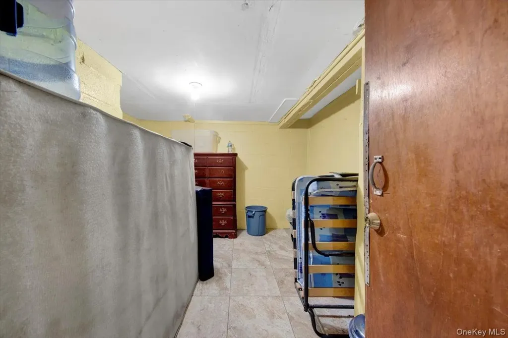 1506 E 172nd Street Bronx NY 10472