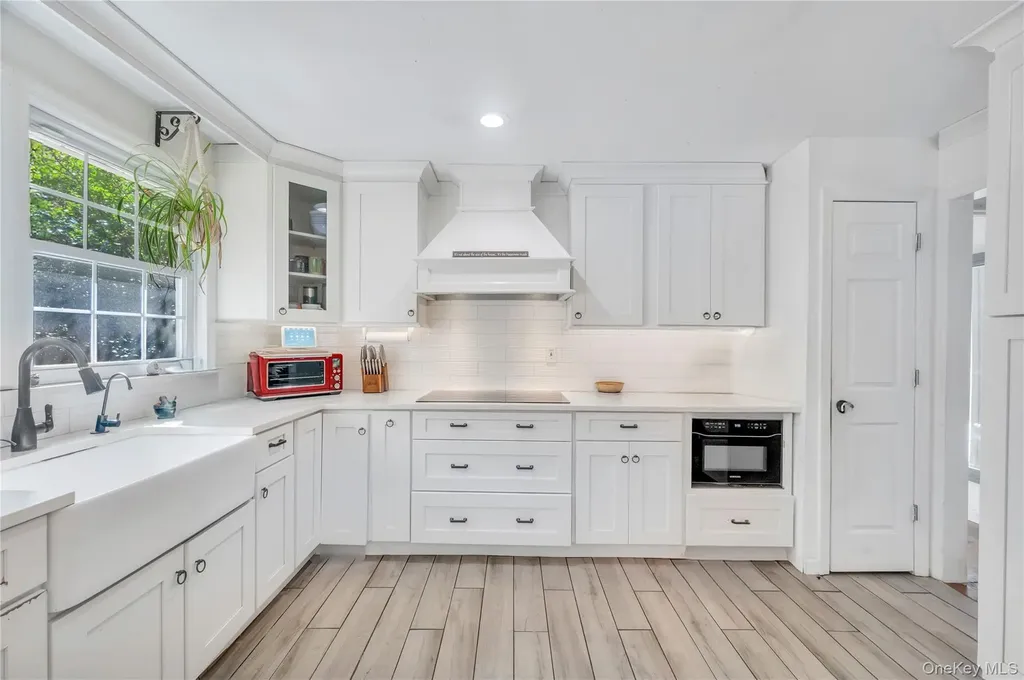 1199 Connetquot Avenue Central Islip NY 11722