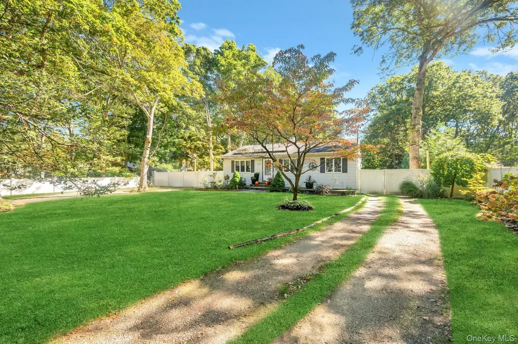 1199 Connetquot Avenue Central Islip NY 11722