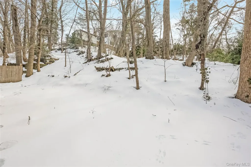 7 Continental Hill Glen Cove NY 11542