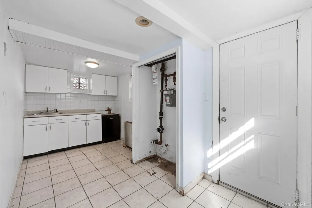 1163 Virginia Avenue Bronx NY 10472