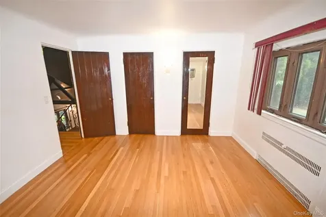 112-13 178th Street Addisleigh Park NY 11433