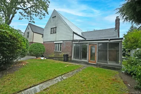 112-13 178th Street Addisleigh Park NY 11433