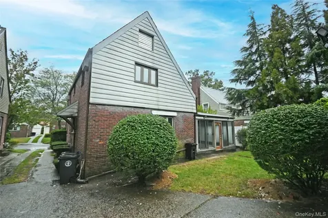 112-13 178th Street Addisleigh Park NY 11433