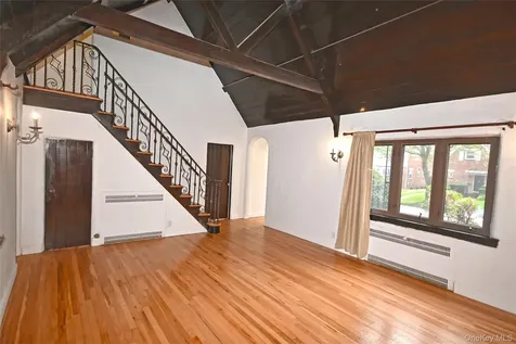 112-13 178th Street Addisleigh Park NY 11433