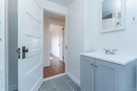 86 Stephan Kingston NY 12401