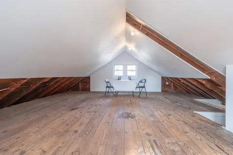 86 Stephan Kingston NY 12401