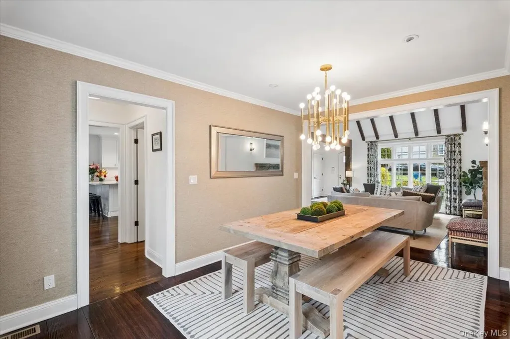 48 Vine Road Larchmont NY 10538