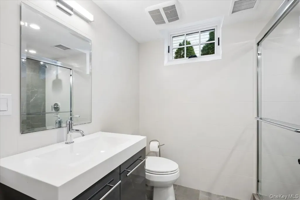 48 Vine Road Larchmont NY 10538