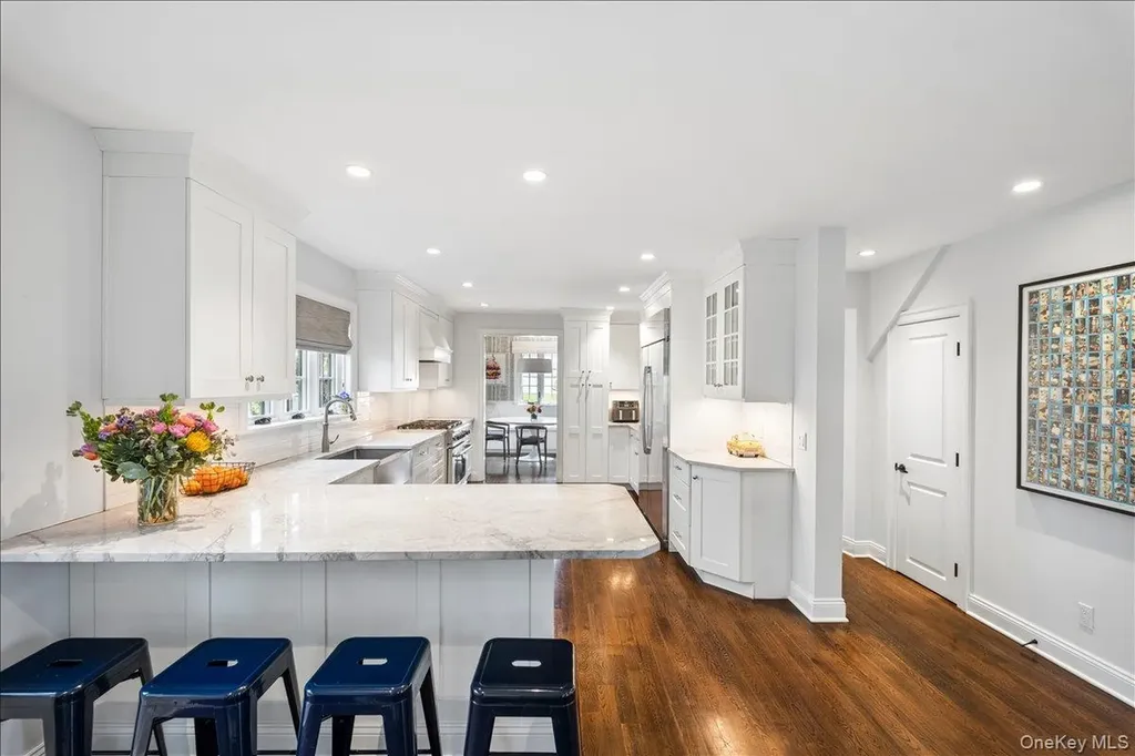 48 Vine Road Larchmont NY 10538