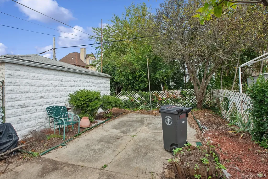 1531 E 37th Street Brooklyn NY 11234