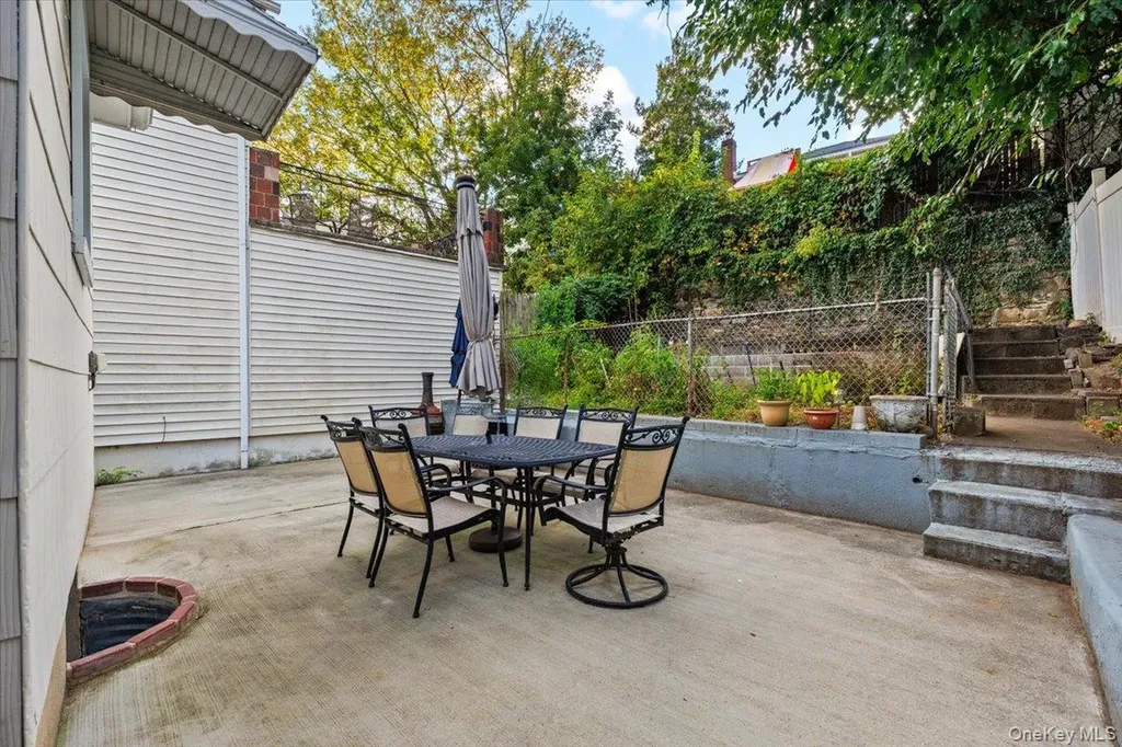 105 Hart Avenue Yonkers NY 10704