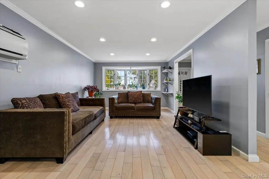 105 Hart Avenue Yonkers NY 10704