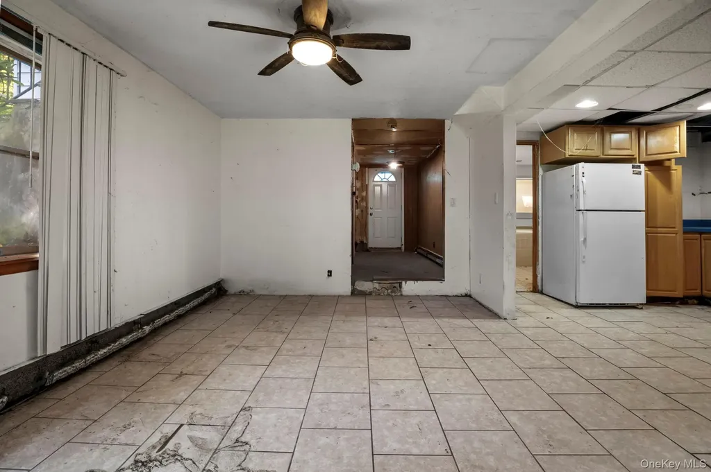 33 Albion Oval Mahopac NY 10541