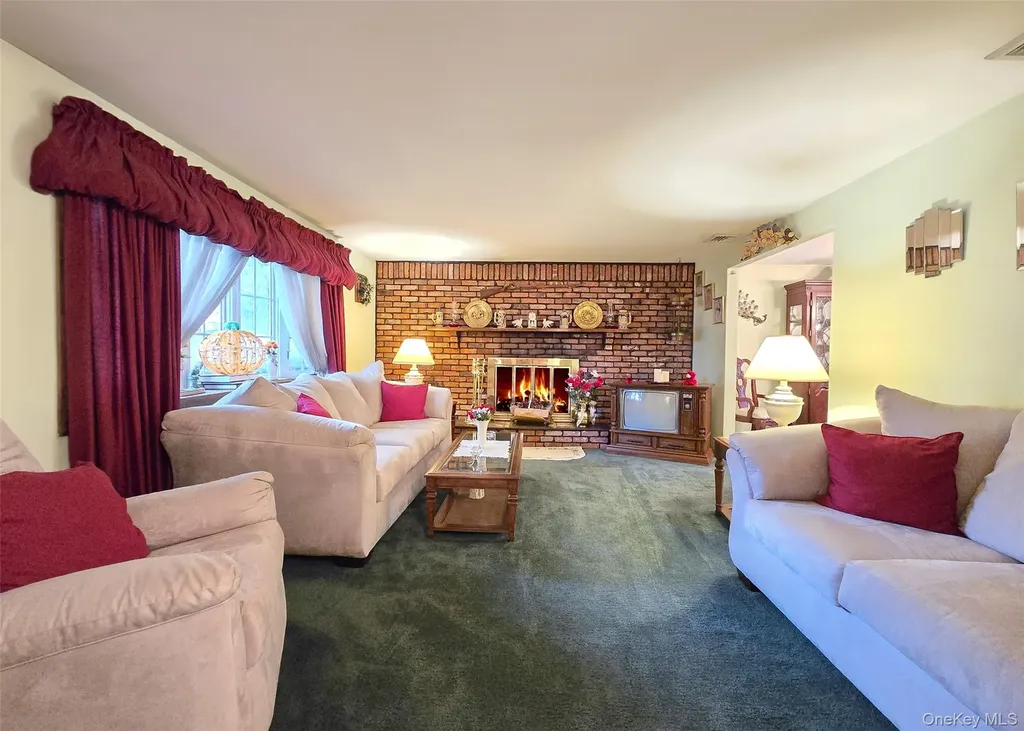 67 Van Brunt Avenue Selden NY 11784