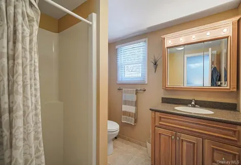 50 Head Of The Neck Road Bellport NY 11713