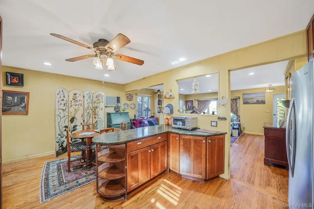 43 Shortridge Drive Mineola NY 11501