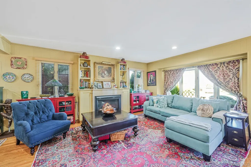 43 Shortridge Drive Mineola NY 11501