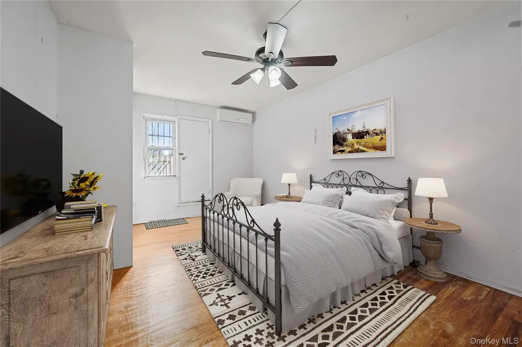 152-10 Peck Avenue Flushing NY 11355