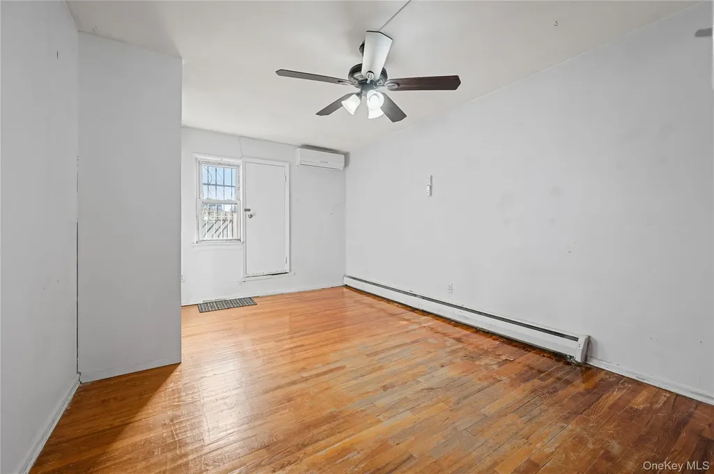 152-10 Peck Avenue Flushing NY 11355