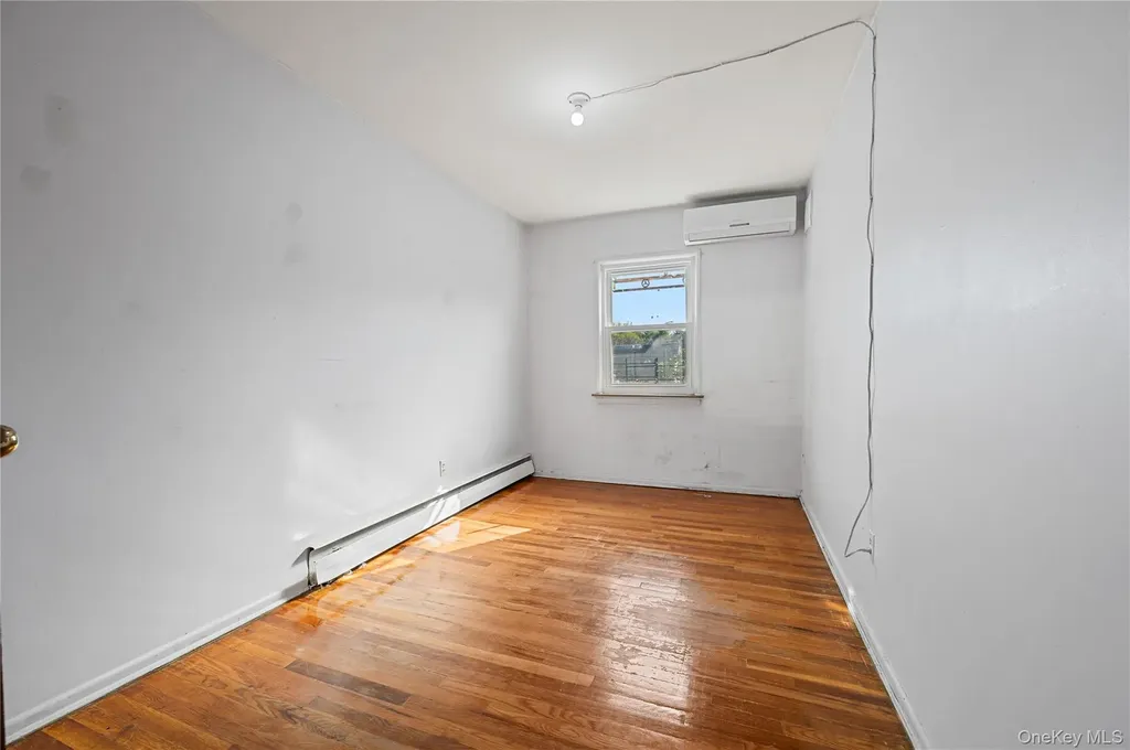152-10 Peck Avenue Flushing NY 11355
