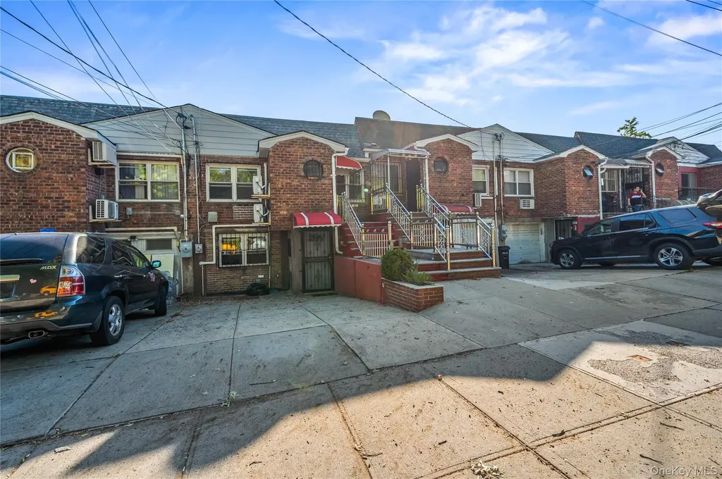 152-10 Peck Avenue Flushing NY 11355